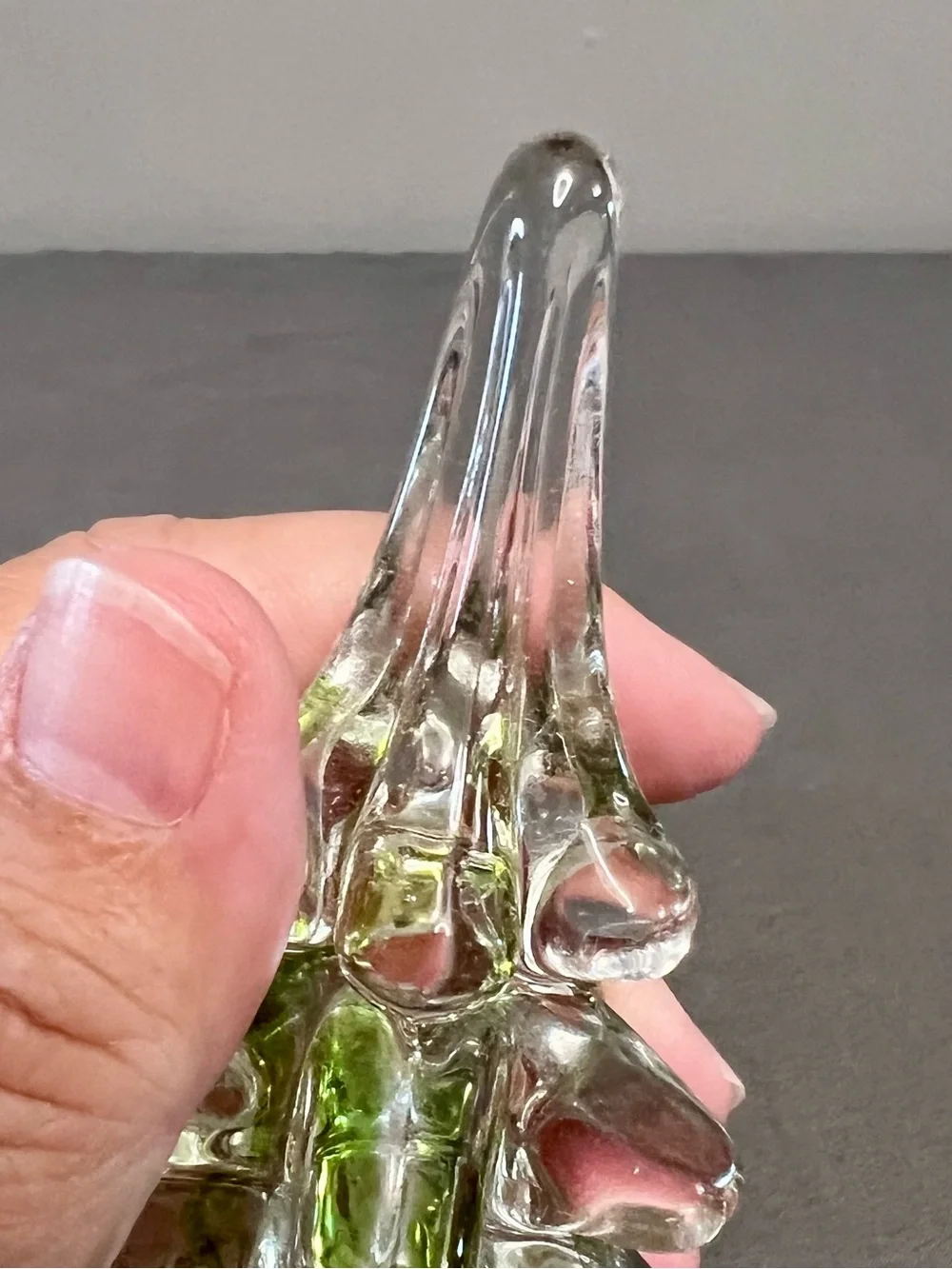 VTG Action Industries Crystal Christmas Tree Green Ribbon Swirl Glass 5.25”